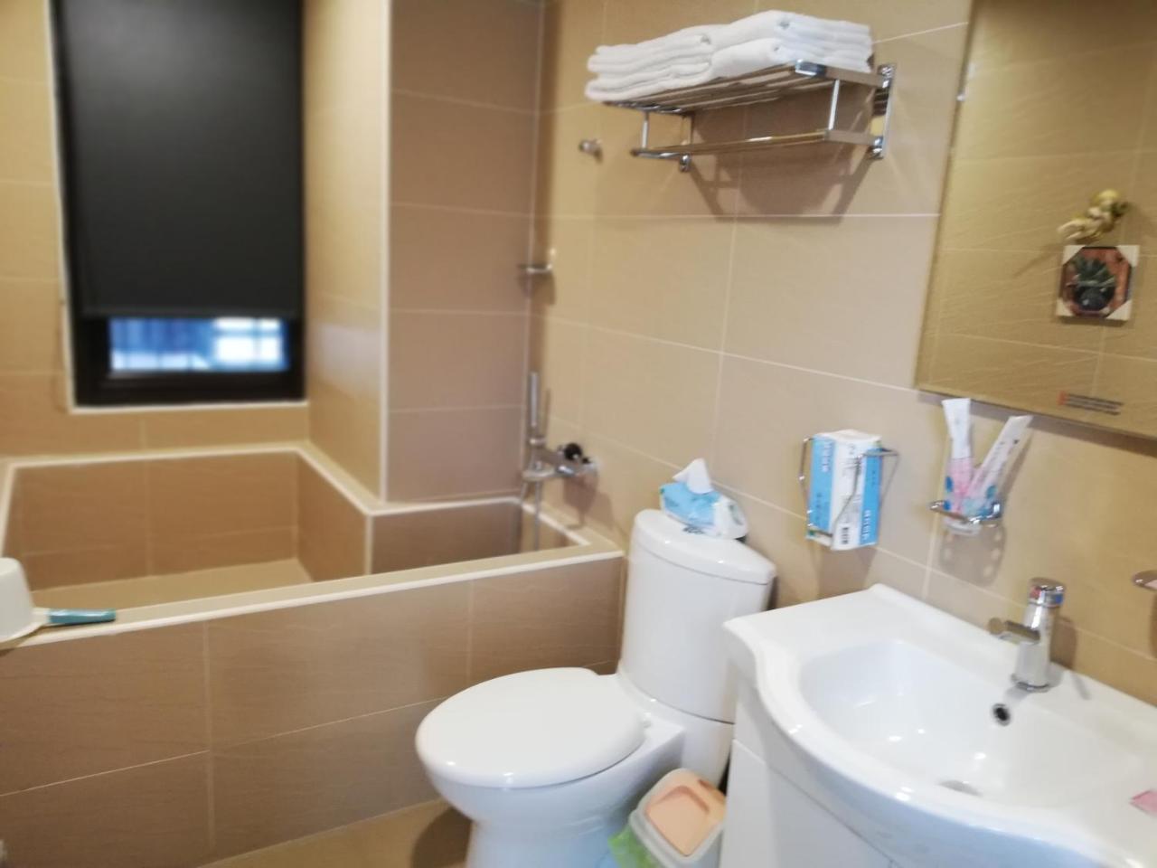 Tata House B&B Саншинг Екстериор снимка