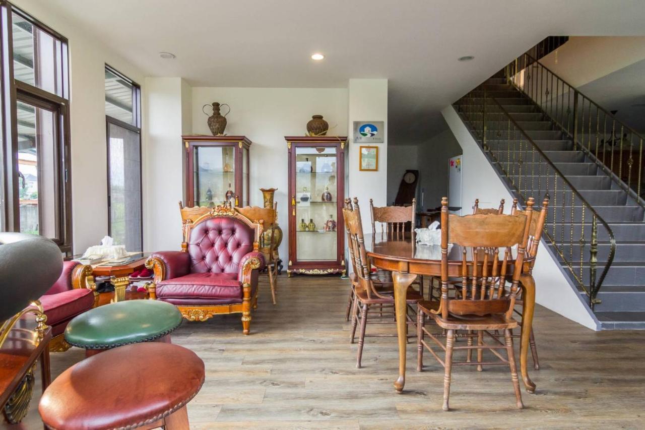 Tata House B&B Саншинг Екстериор снимка